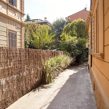 Urban Jungle Apartment Bologna Exterior photo